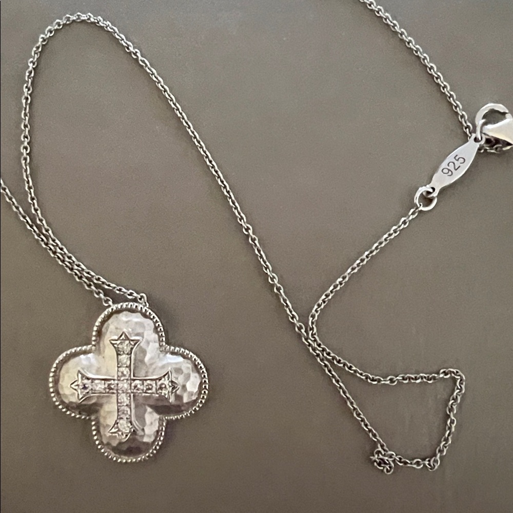 Gabriel & Co.925 Sterling Silver Woman’s 18” Diamond Cross Clover Necklace EUC - Picture 13 of 16
